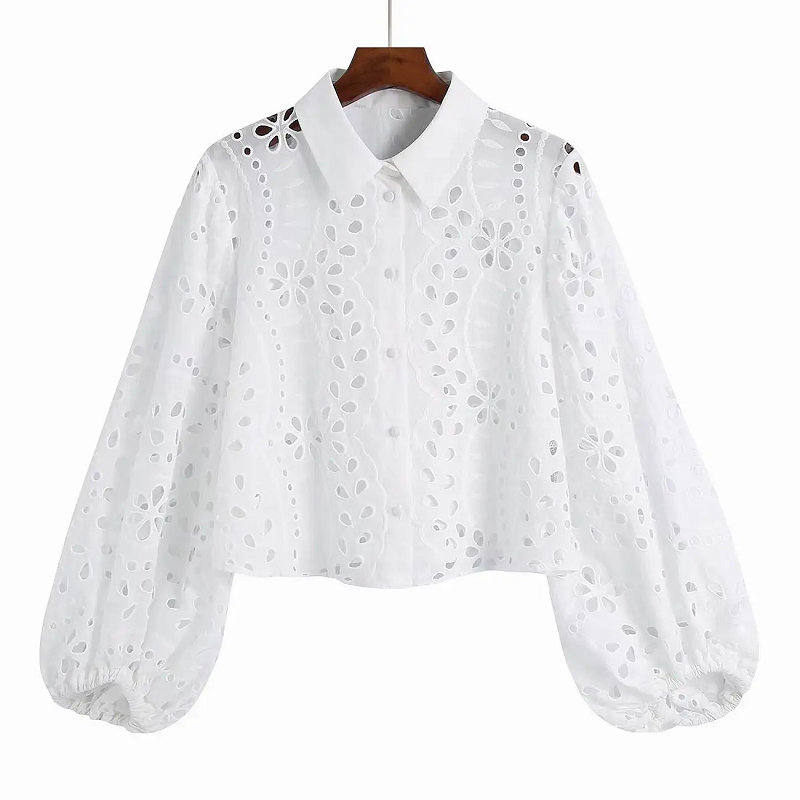 Emmi | Blouse - Embroidery - Perfecte zomerblouse